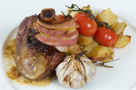 Mäso prešpikované slaninou