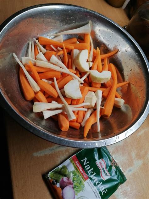 Sterilizovaná zelenina do škvarkovej nátierky