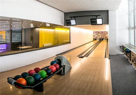 Bowlingové dráhy v reštaurácii Kolkáreň