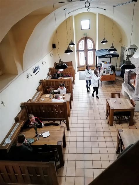 Interiér reštaurácie Monarchia v Banskej Štiavnici