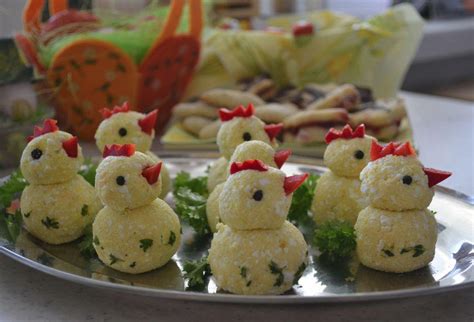 Muffiny zdobené ako veľkonočné kuriatka