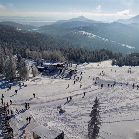 Lyžiarske strediská v okolí Bystrej