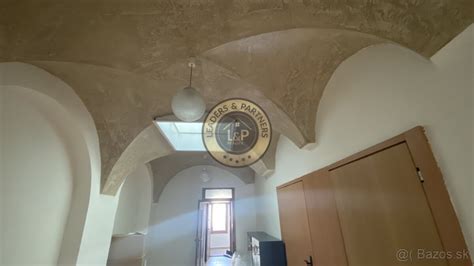 Exteriér reštaurácie ALEX v historickom centre Prešova