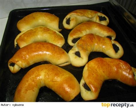 Upečené makové rožky