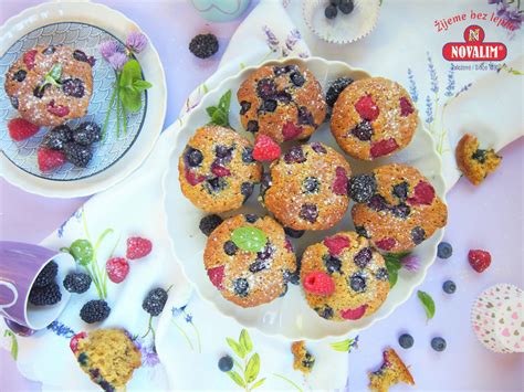 Muffiny s rôznym ovocím a orieškami