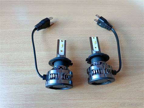 Ukážka inštalácie LED žiarovky do svetlometu