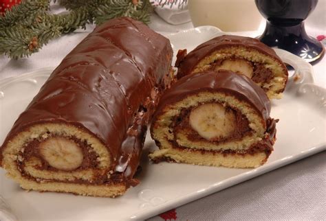 Banánová roláda s krémom a banánmi