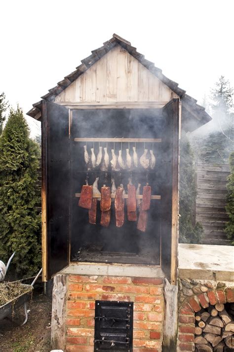 Domáca udiareň s bravčovým bôčikom