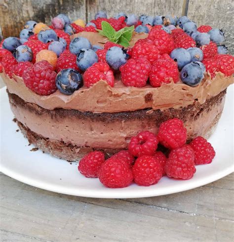 Rýchla trasená torta s ovocím