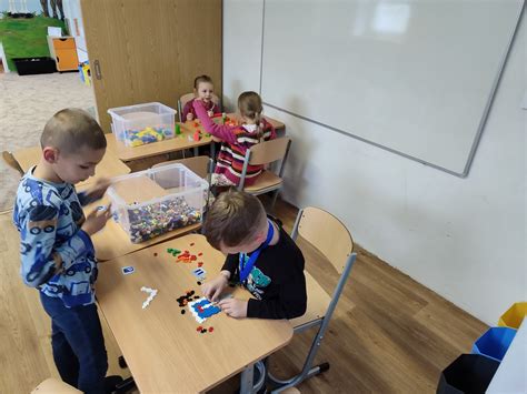 Deti pijúce mlieko v školskom prostredí
