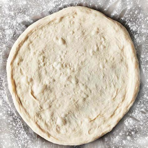 Rozdiel medzi tenkým a hrubým pizza cestom