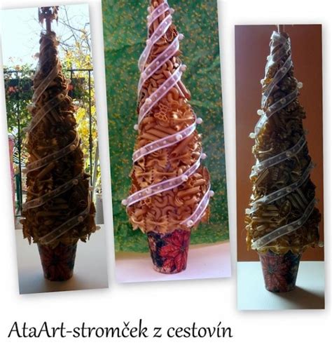 Vianočný stromček z cestovín lepený tavnou pištoľou