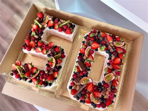 Torta v tvare súdka vína