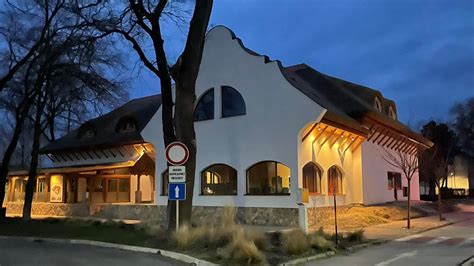Exteriér reštaurácie Vináreň Dobšiná