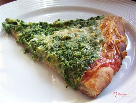 Hotová mrazená špenátová pizza s kuracím mäsom
