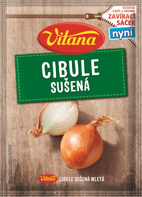 sušená cibuľa v sklenených nádobách