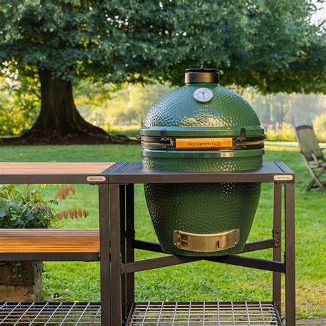 Big Green Egg gril