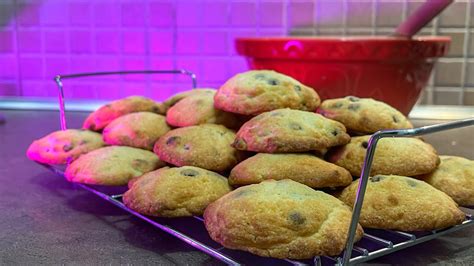 Hotové maslové cookies