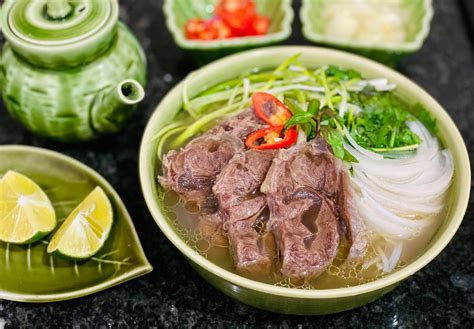 Bylinky a prílohy k Pho Bo