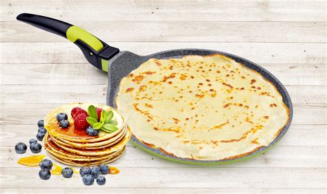 Panvica na palacinky s tenkou vrstvou cesta