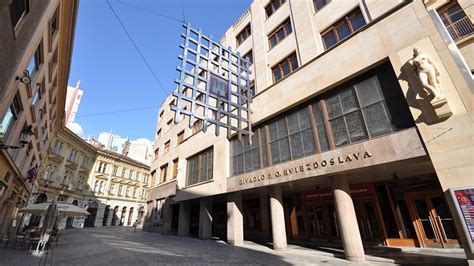 Panoramatický pohľad na ulicu P. O. Hviezdoslava vo Zvolene