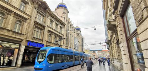 Nákupná ulica v Hamburgu