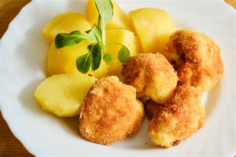 Porovnanie veľkostí porcií polievok (predjedlo vs. hlavné jedlo)