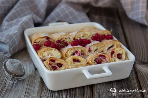 Zapekané palacinky s ovocím a smotanou