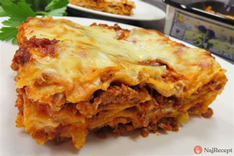 Talianske lasagne s mletým mäsom a bešamelom