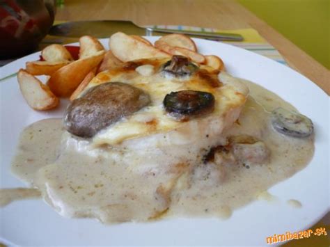 Zapečené kuracie prsia s camembertom a šampiňónmi