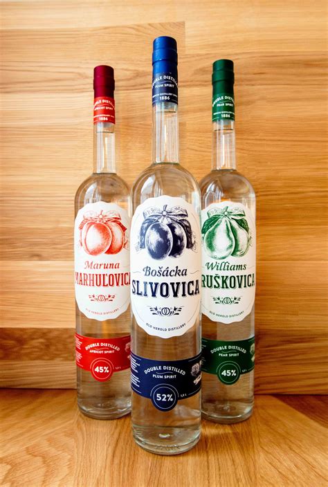 Fľaše rakúskych destilátov