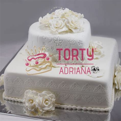 Rôzne tvary tort, ako okrúhle, štvorcové, a poschodové