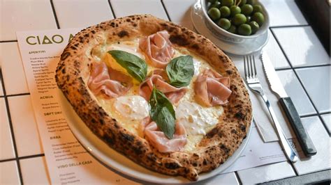 Interiér pizzerie Pizza Ciao Fiľakovo