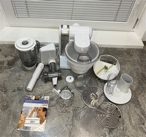 Kuchynský robot Bosch MUM 4880