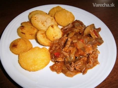 Taniere s hotovým steakom z krkovičky a opekanými zemiakmi