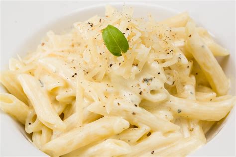 Hotové penne quattro formaggi