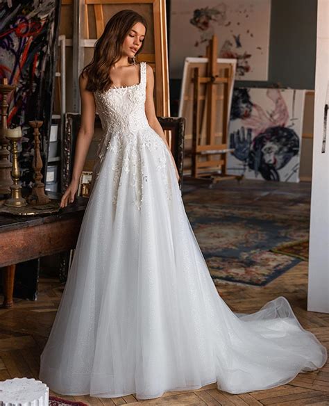 Svadobné šaty a oblek