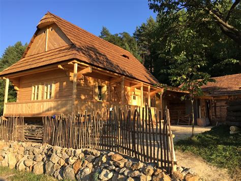 Replika rodného domu Ladislava Ťažkého v Klížskom Hradišti