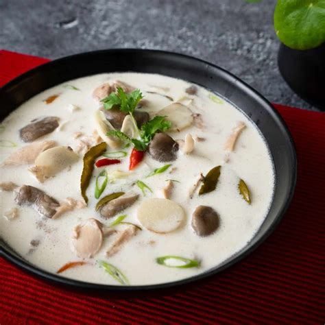 Čerstvé ingrediencie pre Tom Kha Gai
