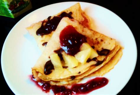 Dánske palacinky s džemom a zmrzlinou