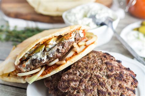 Pleskavica - balkánsky hamburger