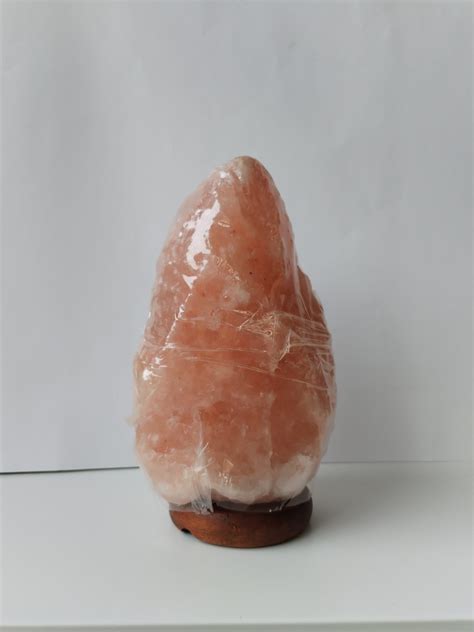Himalájska soľná lampa