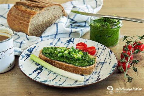 Čerstvé pesto z medvedieho cesnaku