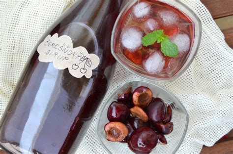 čerešňový sirup vo fľaši