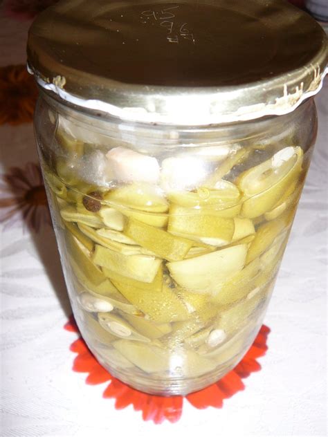 Sterilizované fazuľkové lusky v pohároch