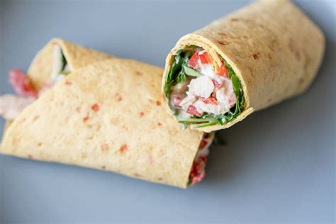 Plnená tortilla s kuracím mäsom a zeleninou