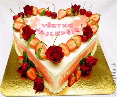 Inšpirácie na zdobenie torty v tvare srdca