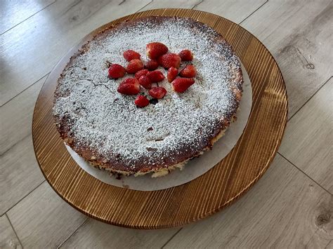 Servírovanie gaštanovej torty