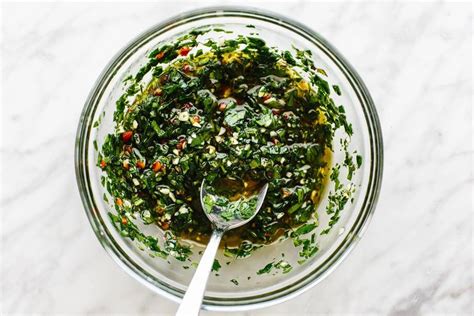 Chimichurri omáčka k steaku