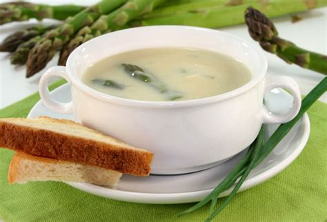 Obrázok: Špargľový krém s parmezánom